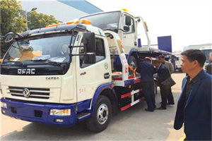 夏邑汽车道路救援拖车价格